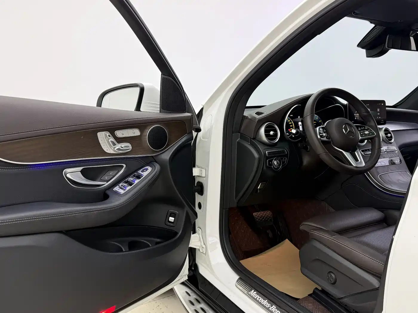 Mercedes-Benz GLC 2020 Facelift GLC 300 L 4MATIC Dynamic фото 5