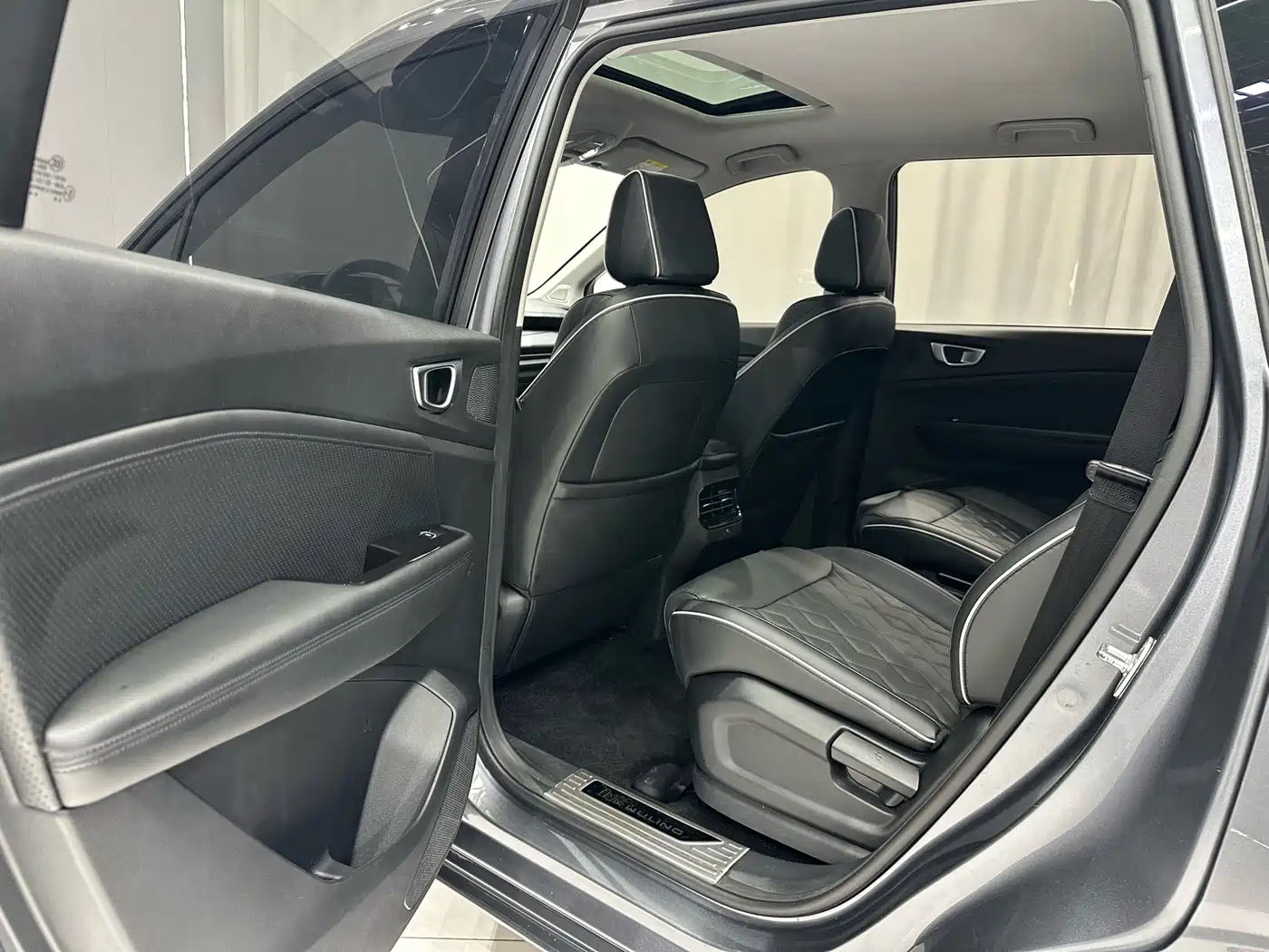 Wuling Motors Wuling Jiachen 2022 2022 1.5T CVT Exclusive Flagship Model