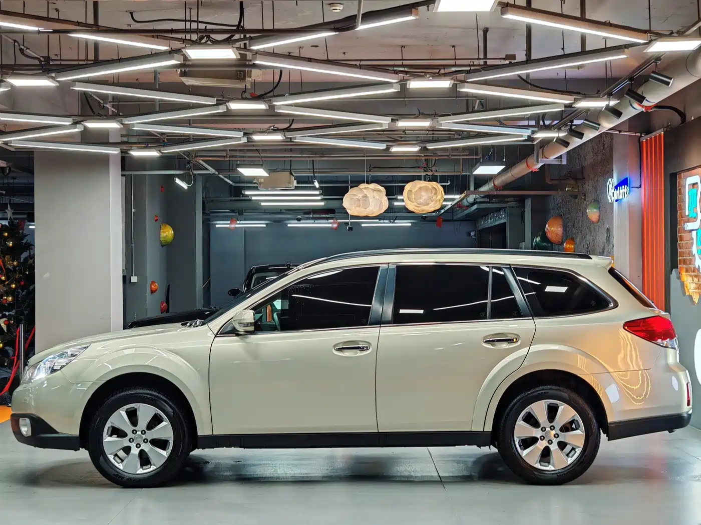 Subaru Outback 2011 2.5i Luxury Navigation Edition фото 5