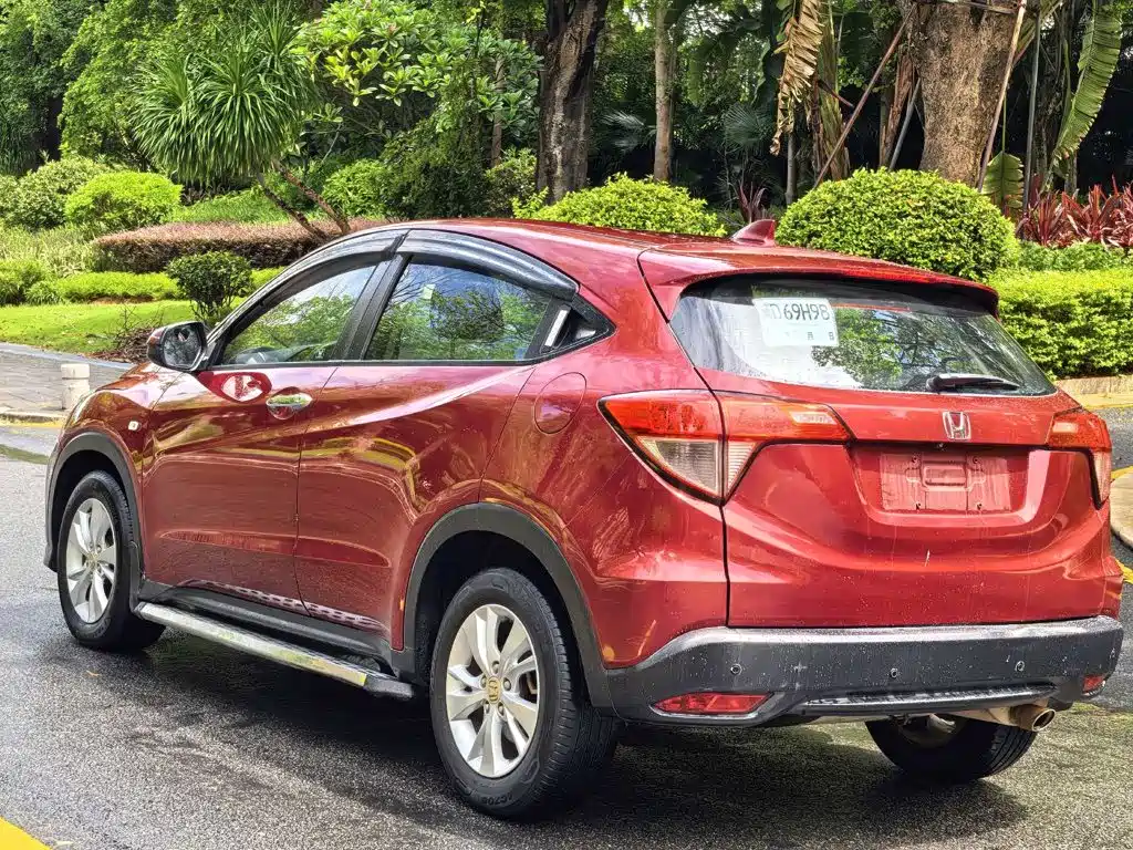 Honda Vezel 2015 2015 1.8L CVT FWD Elite