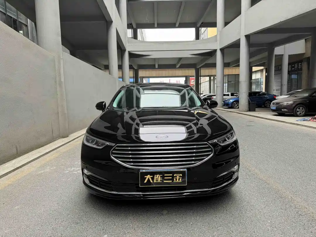 FORD TAURUS