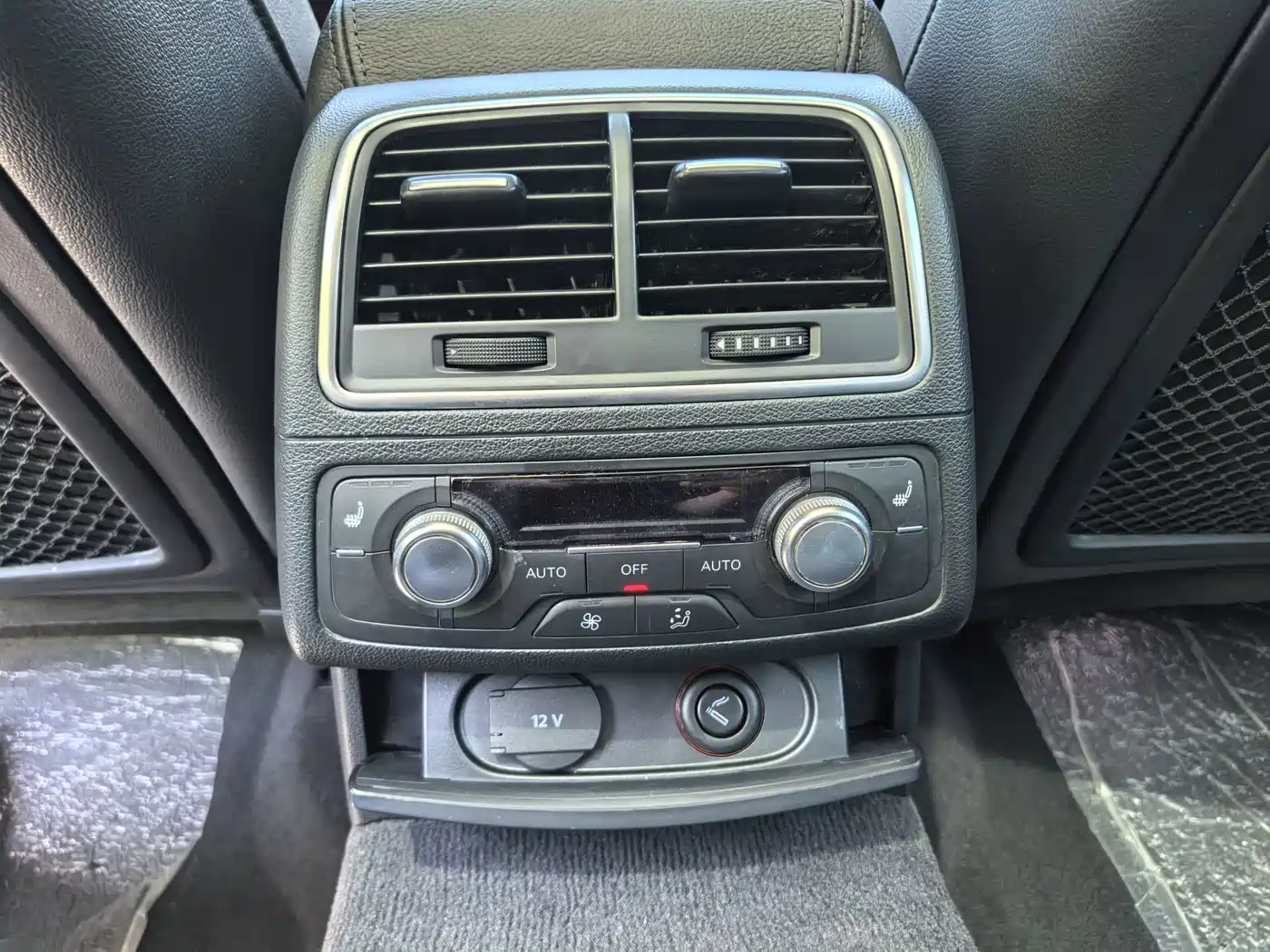 Audi A6L 2015 30 FSI Millionth Anniversary Comfort Enjoyment Type фото 10