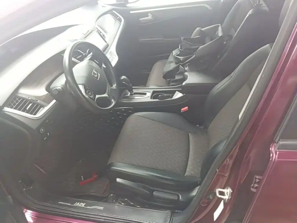 Honda Jade 2018 2017 1.8L Automatic Comfort Edition 5-seater