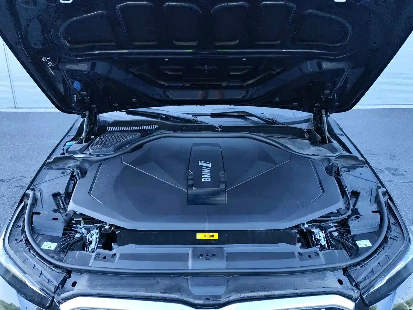 BMW i5 2026 2025 eDrive 35L M Sport Package