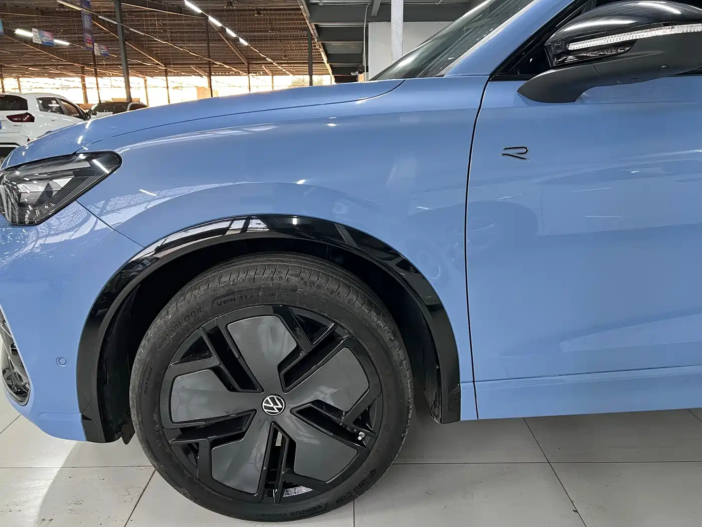 Volkswagen Tiguan L 2024 PRO 380TSI AWD R-Line Intelligent Leader Edition фото 4