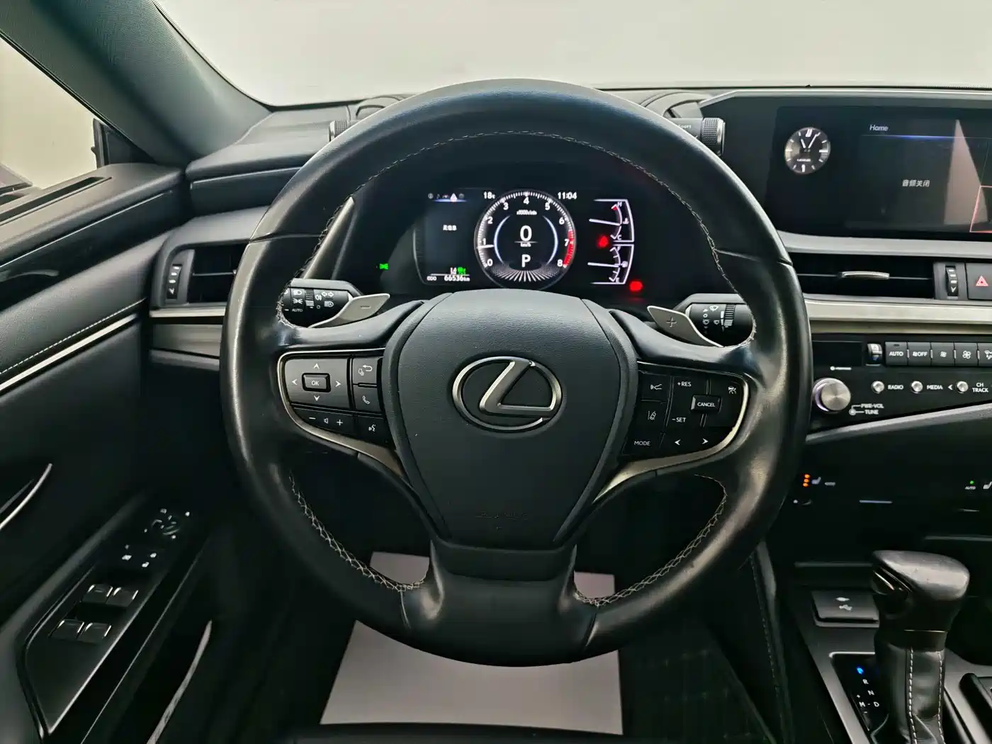 Lexus ES 2020 200 Excellence фото 7