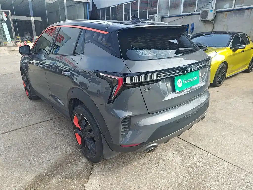 Lynk & Co 06 2020 1.5T Halo фото 5