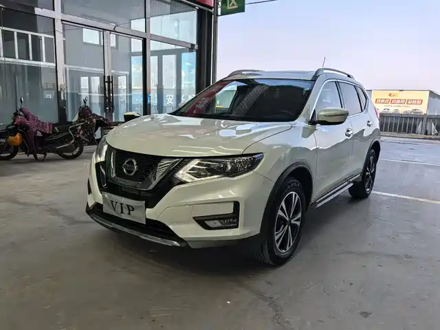 NISSAN QIJUN