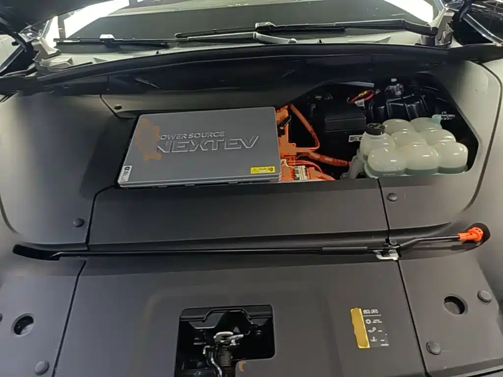 Фото 20 - NIO EC6