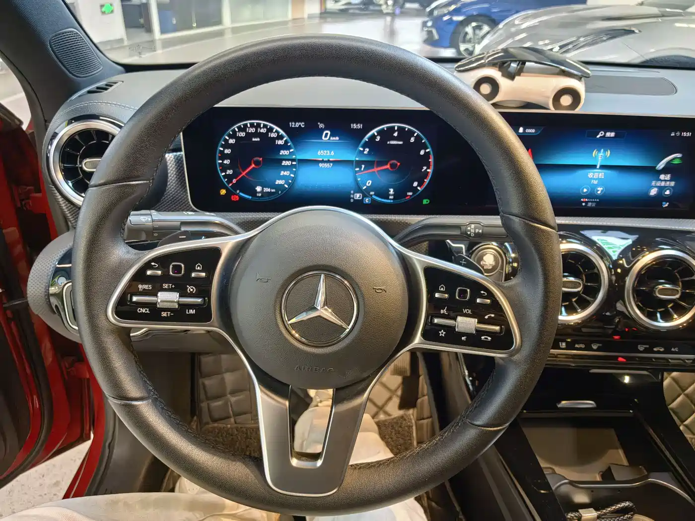 Mercedes-Benz A-Class 2019 A 200 L фото 10