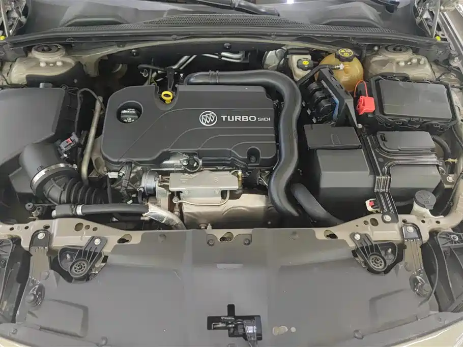 Buick Regal 2017 20T Elite Type фото 10
