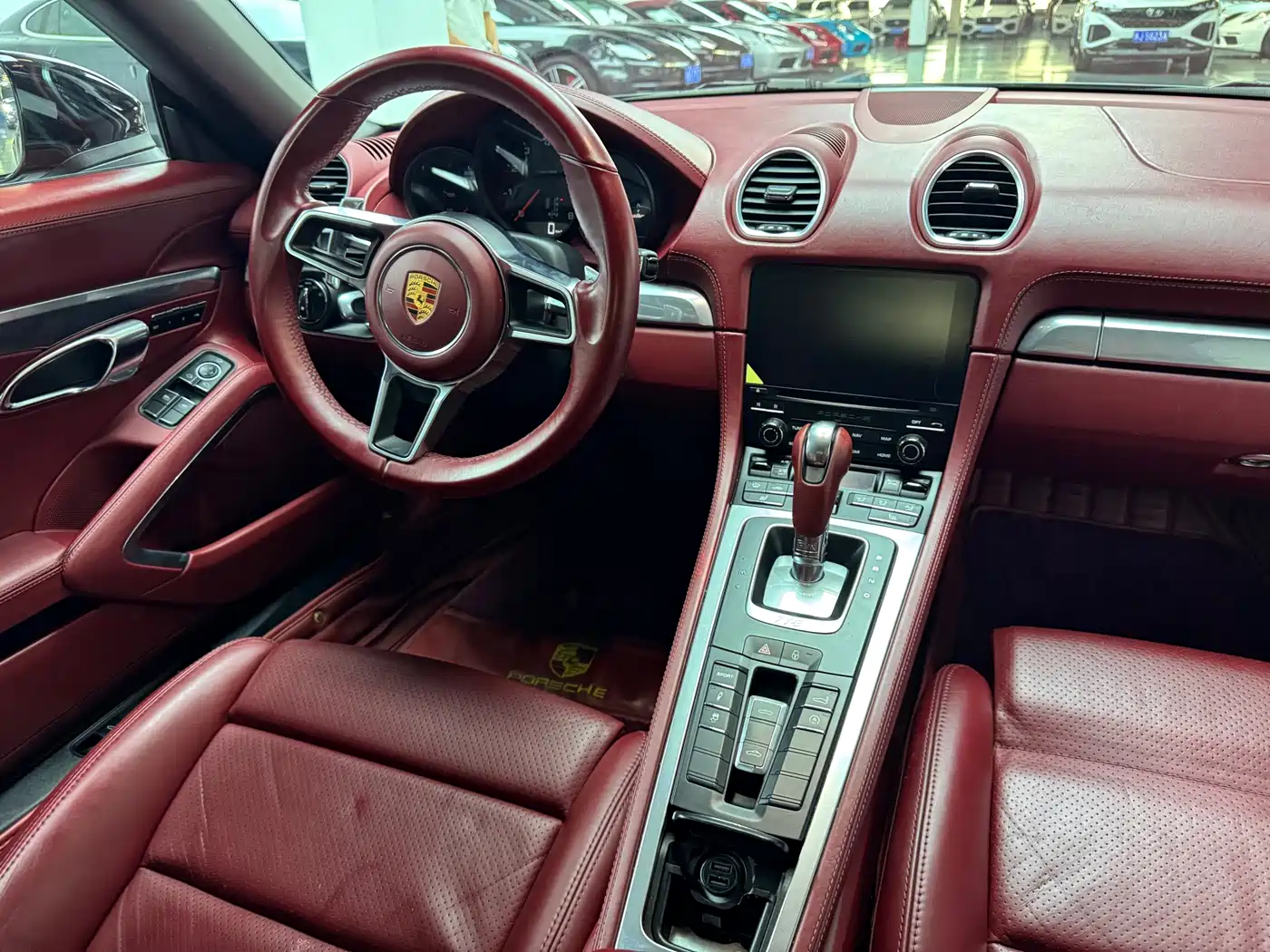 Porsche 718 2018 Boxster 2.0T фото 17