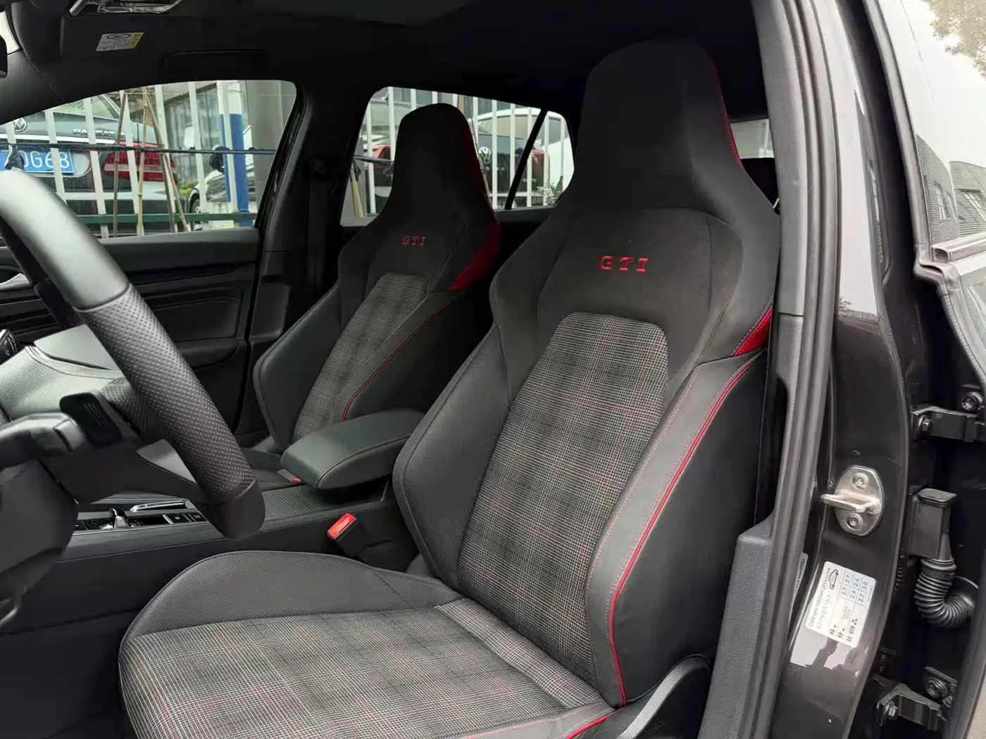 Volkswagen Golf GTI 2021 Facelift 380TSI DSG GTI фото 7