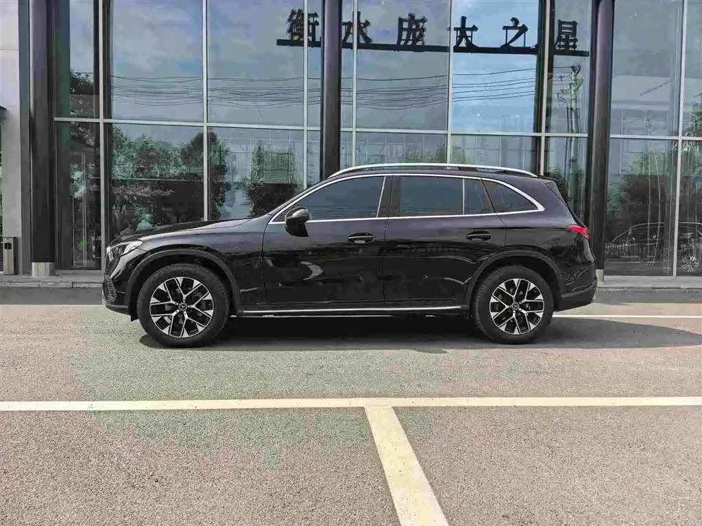 Mercedes-Benz GLC 2025 2025 Facelift GLC 260 L 4MATIC Dynamic
