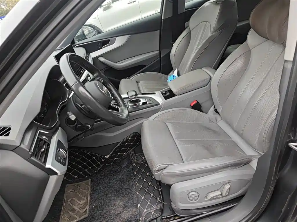 Audi A4L 2020 40 TFSI Fashion Dynamic Edition фото 11