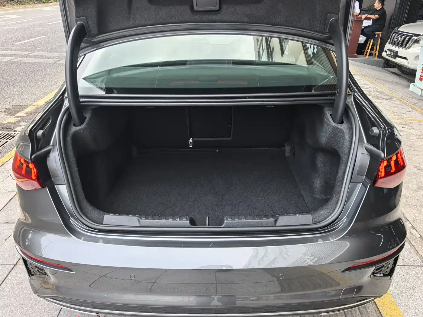 Audi A3 2024 Model A3L Limousine 35 TFSI Fashion Sport фото 12
