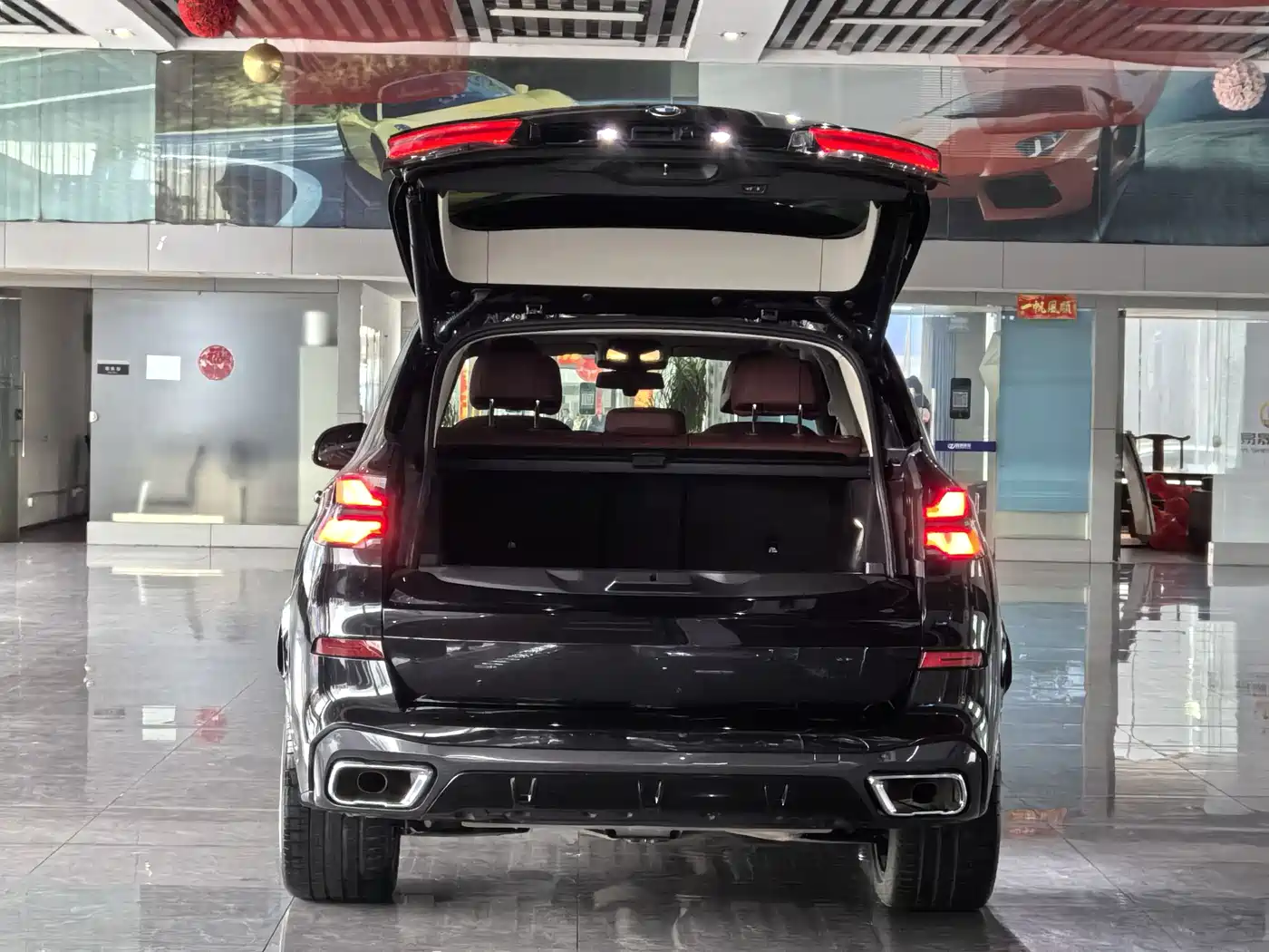 BMW X5 2023 xDrive 30Li Premium M Sport Black Night Package фото 14