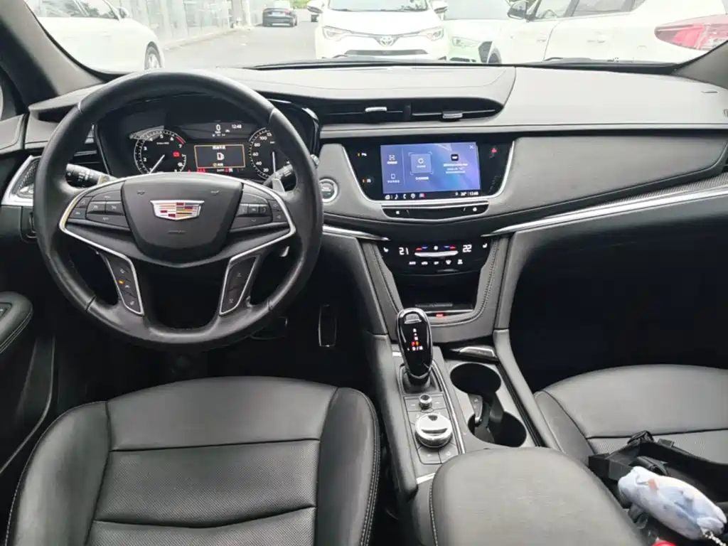 Cadillac XT5 2024 2024 2.0T AWD Luxury (Hummingbird Edition)