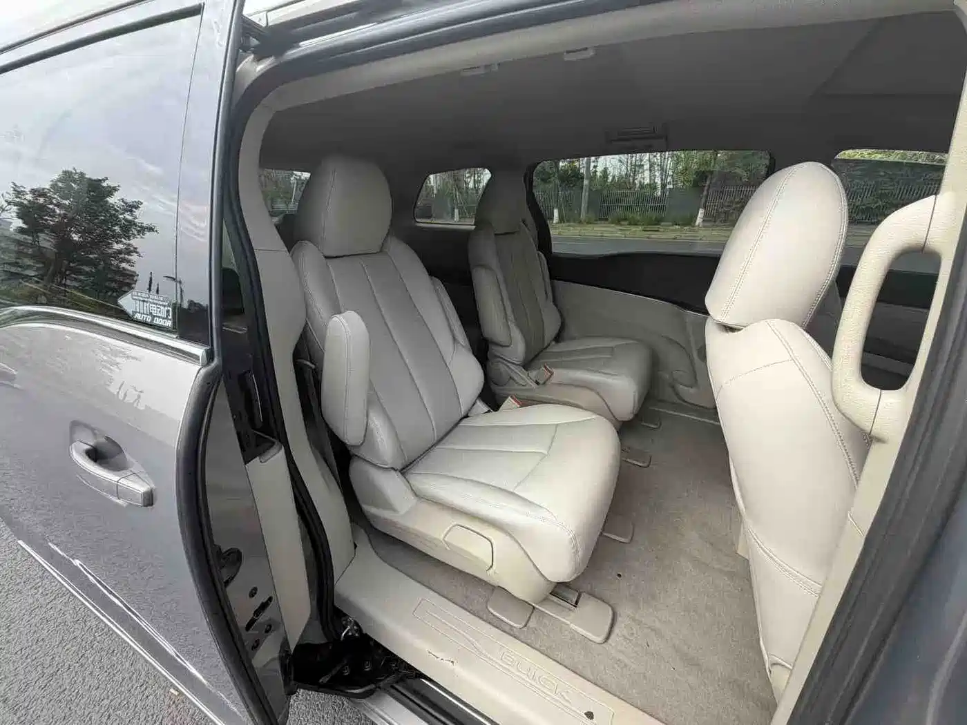 Buick GL8 2017 25S Luxury China V фото 8