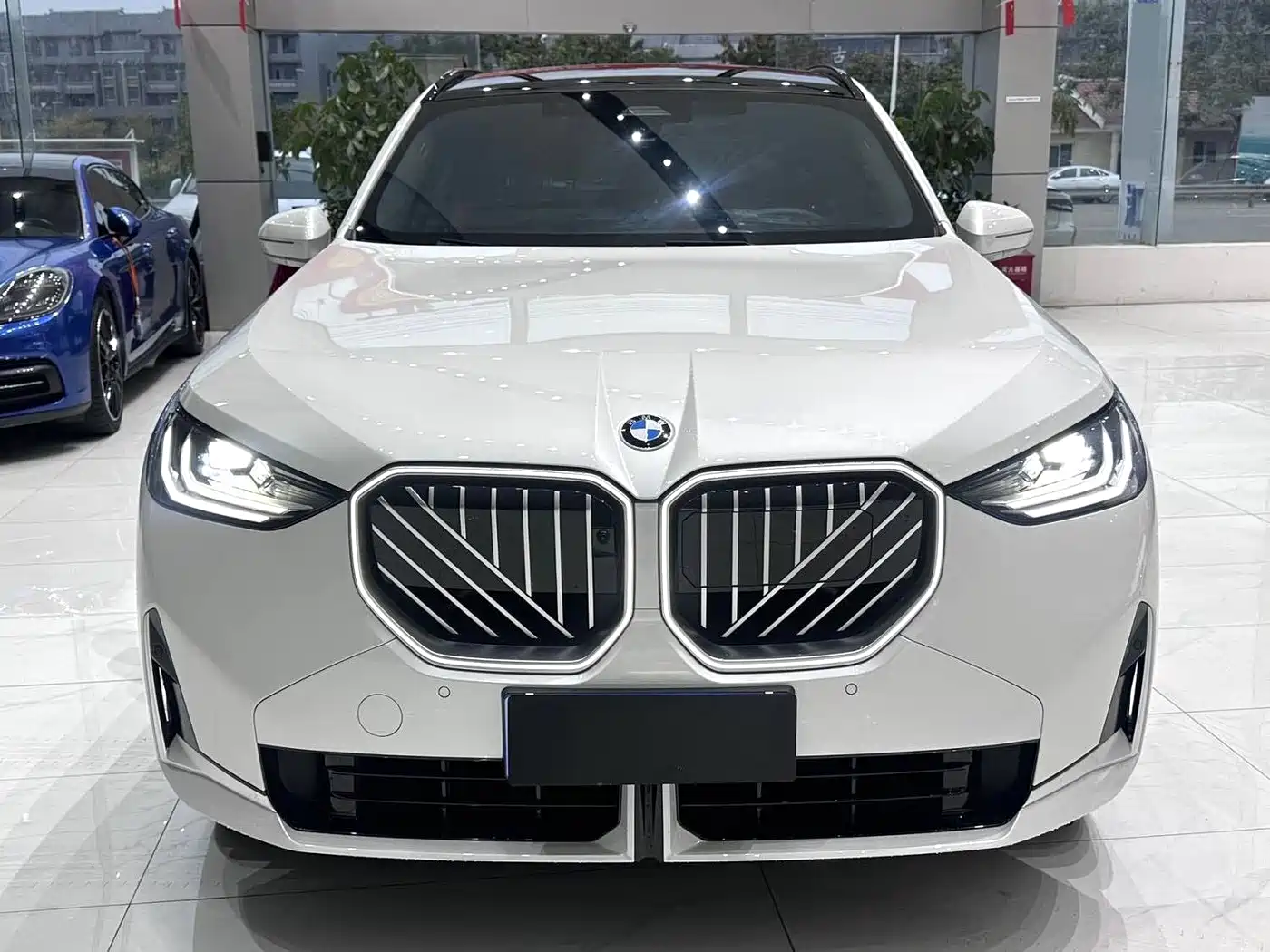 Photo 2 - BMW X3