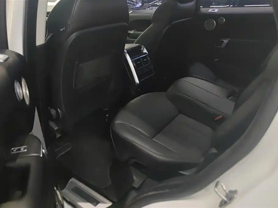 Land Rover Range Rover Sport 2016 3.0 SDV6 HSE фото 11