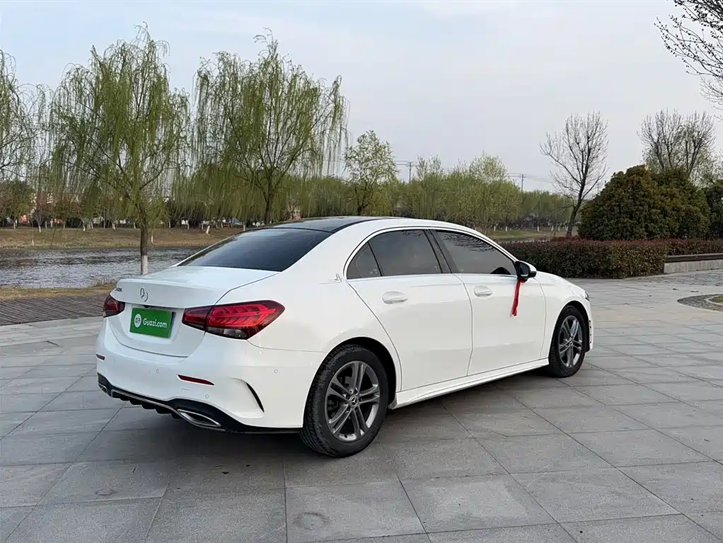 MERCEDES-BENZ CLASS A