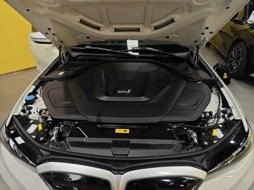 BMW i3 2022 eDrive 35 L фото 16