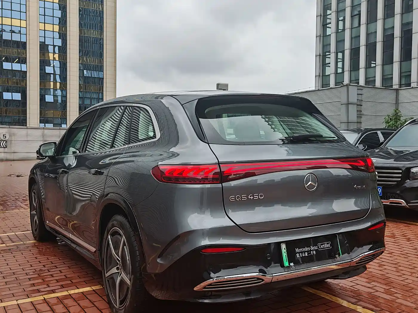 Mercedes-Benz EQS SUV 2023 450 4MATIC Pioneer Edition фото 24