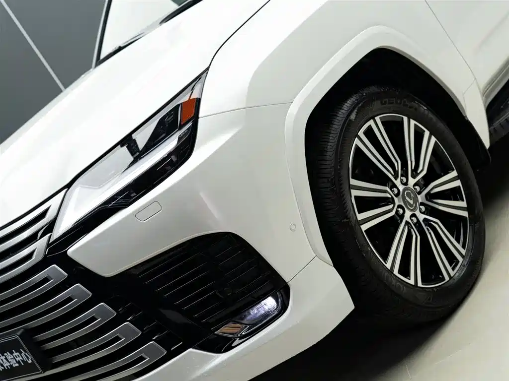 Lexus LX 2025 700h Boundary Edition фото 3