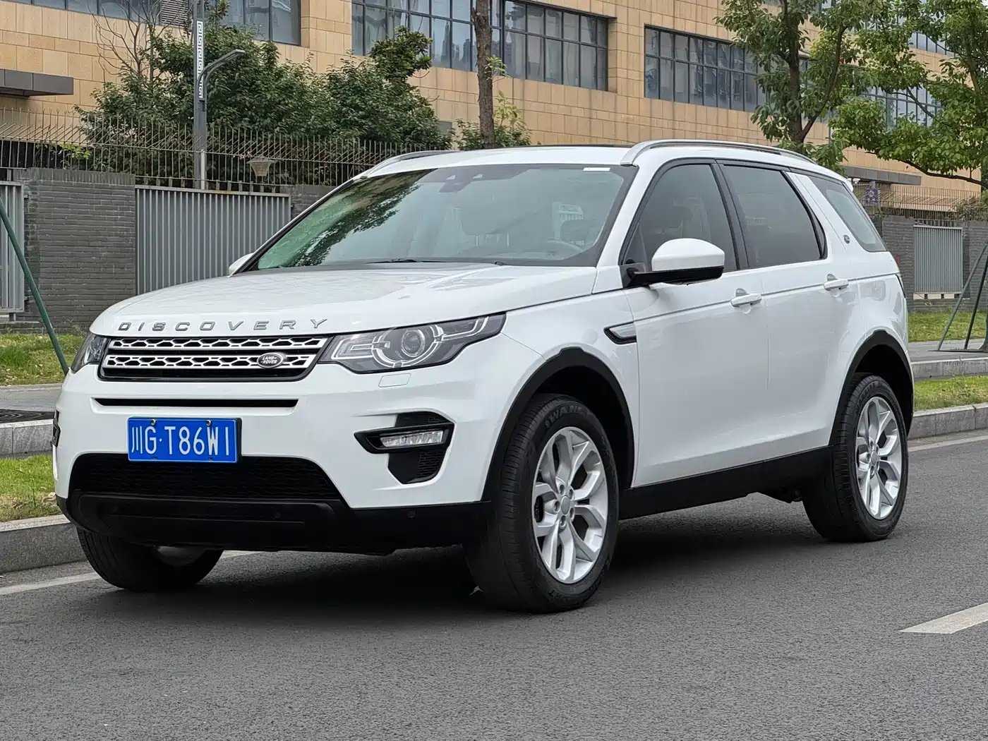 Land Rover Discovery Sport 2016 2.0T HSE