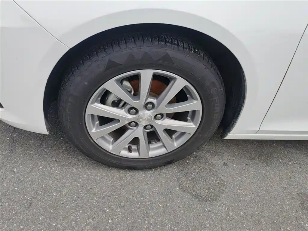 Chevrolet Malibu 2018 530T Automatic Luxury Edition фото 23