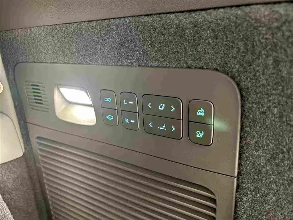 Denza N8L 2025 2025 Standard