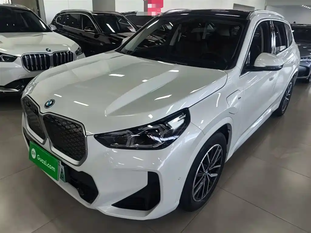 BMW iX1 2023 eDrive25L M Sport Package фото 2