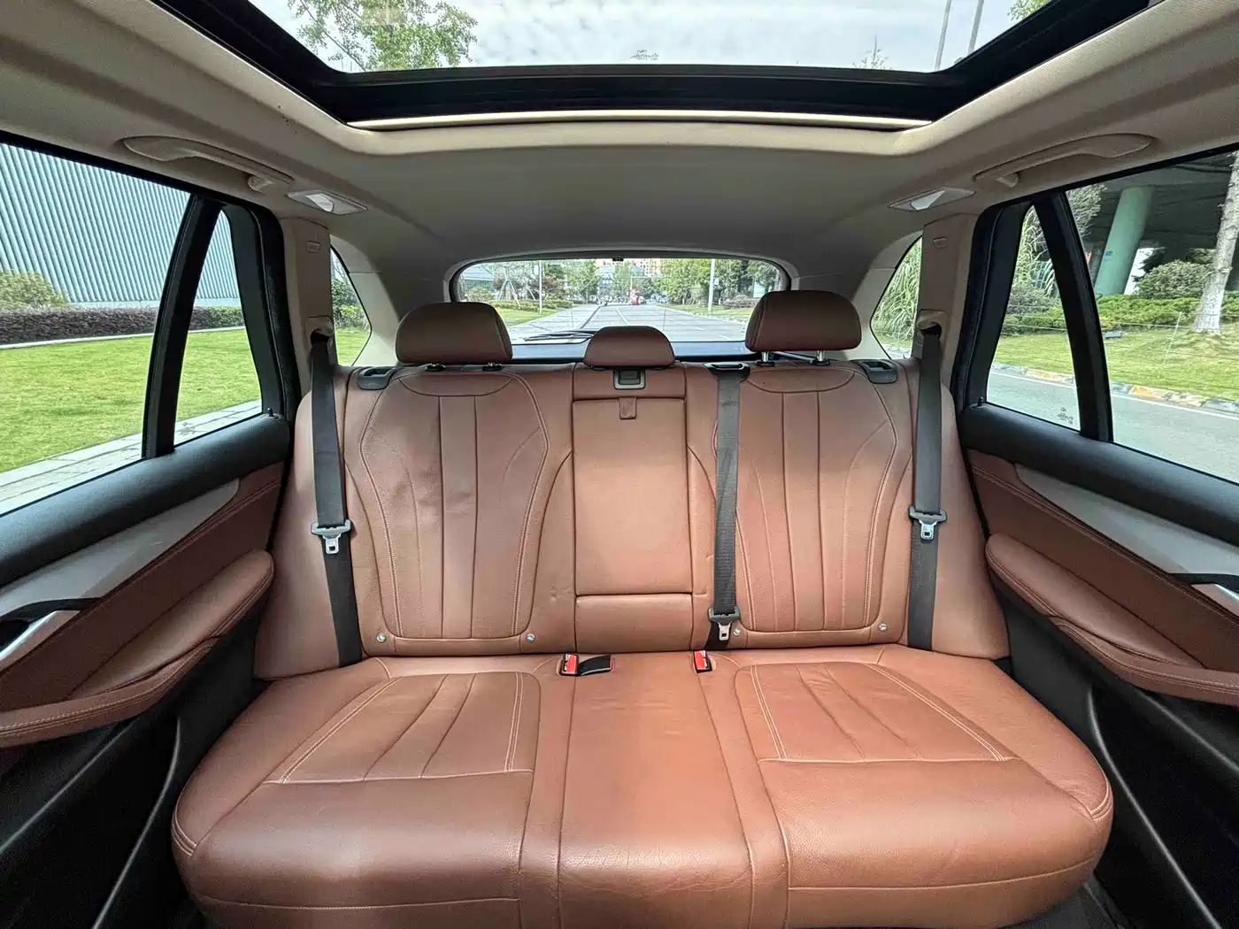 BMW X5 (Import) 2018 xDrive35i Elegant Model фото 16