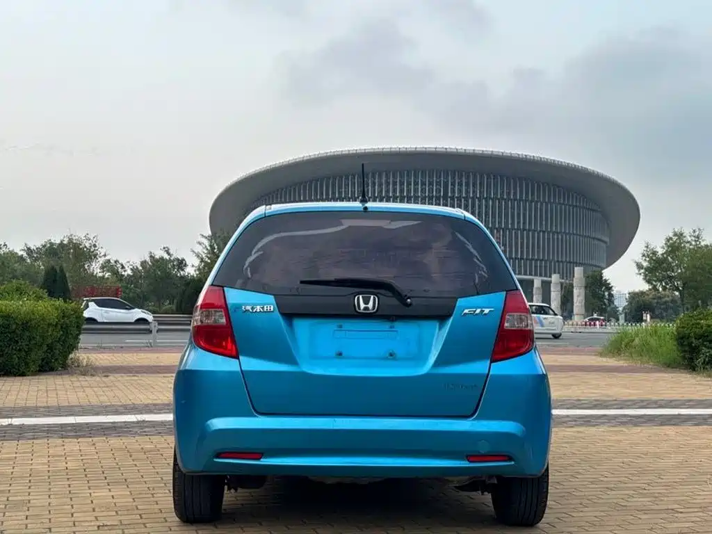 Фото 5 - Honda Fit