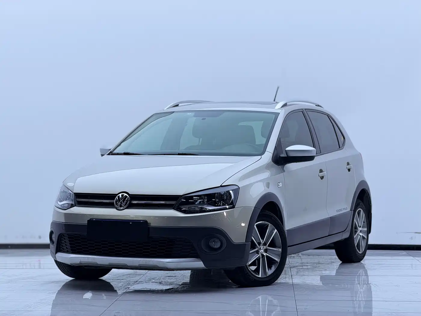 Volkswagen Polo 2012 1.6L Cross Polo AT
