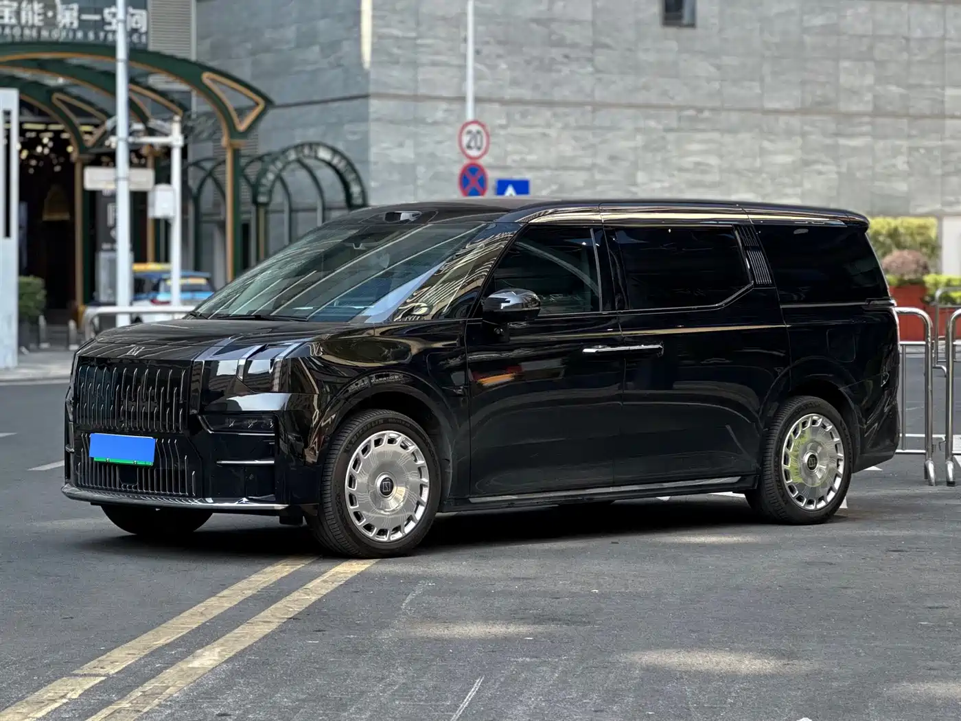 ZEEKR EXTREME KRYPTON 009