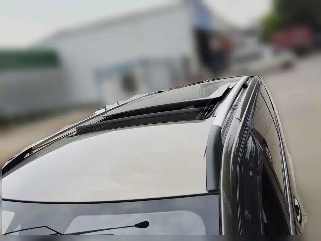 Фото 6 - Mercedes-Benz V-Class