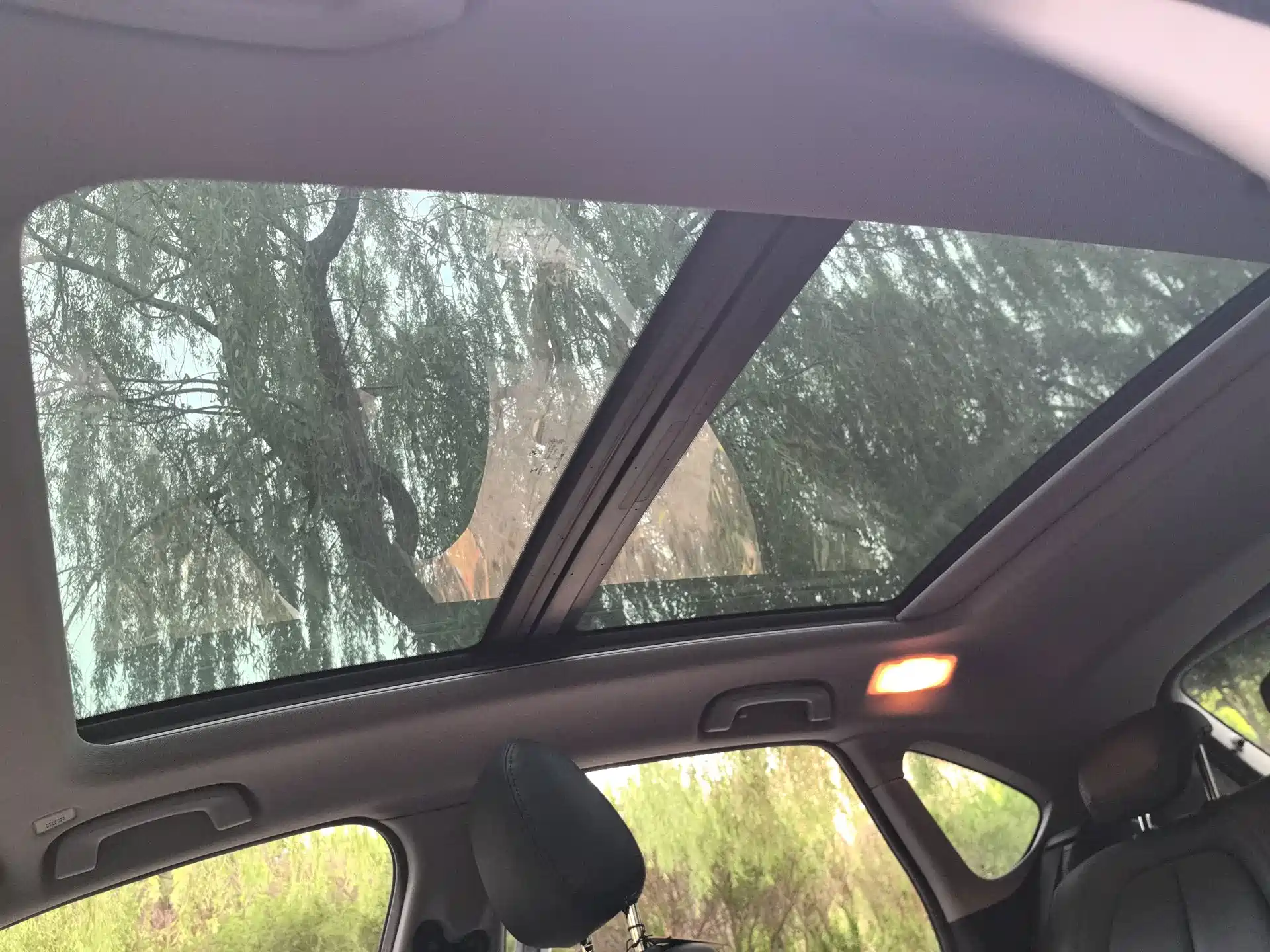 Фото 9 - BMW 2 Series Touring