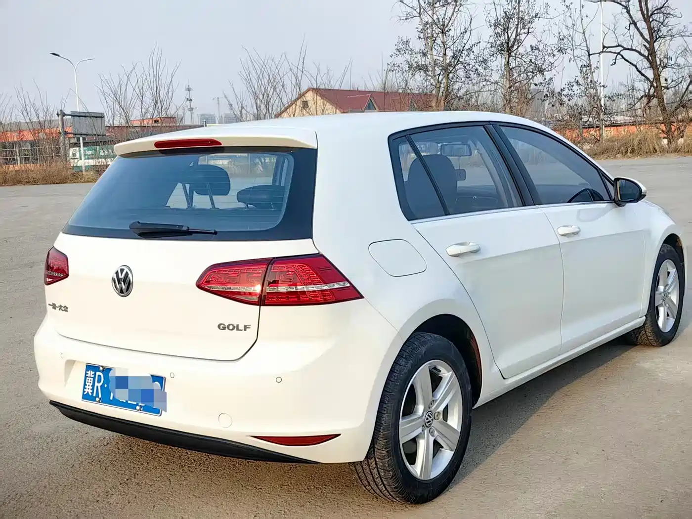 Volkswagen Golf 2015 1.6L Automatic Comfort фото 6