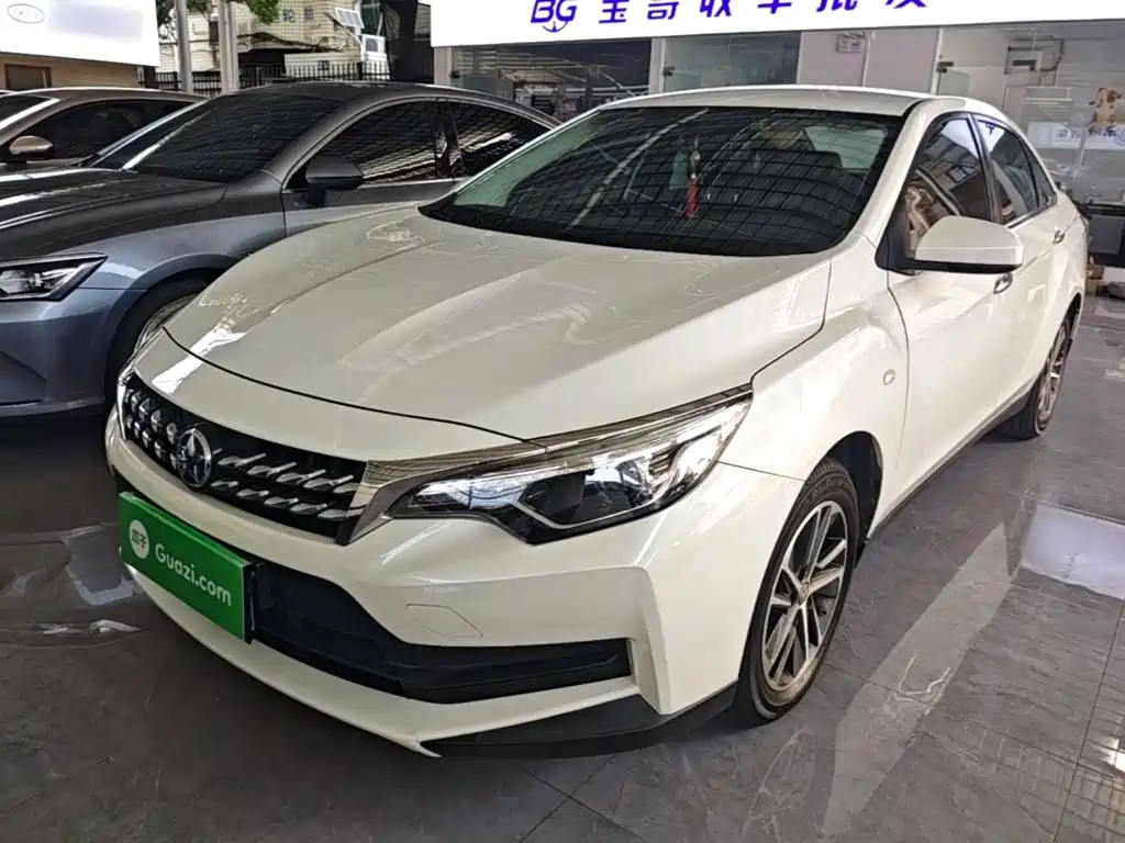 Venucia D60 2020 2019 100K Glory 1.6L Entry Manual Chen Shang Edition China VI