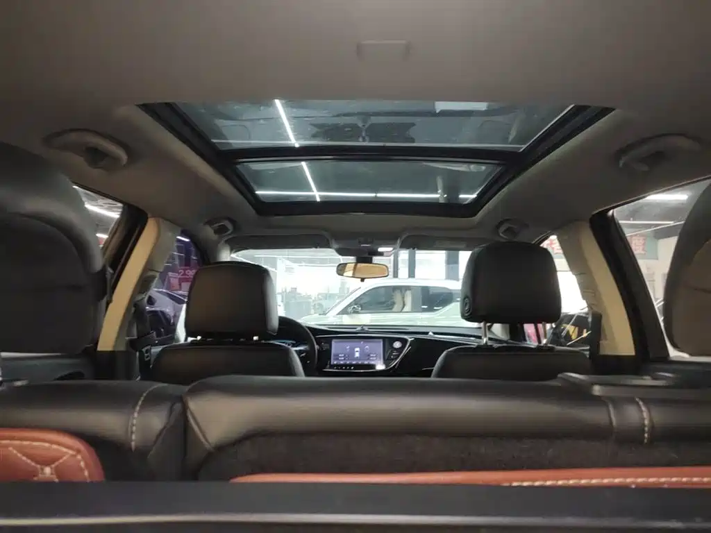 Buick Envision Plus 2016 20T 2WD Leading фото 18