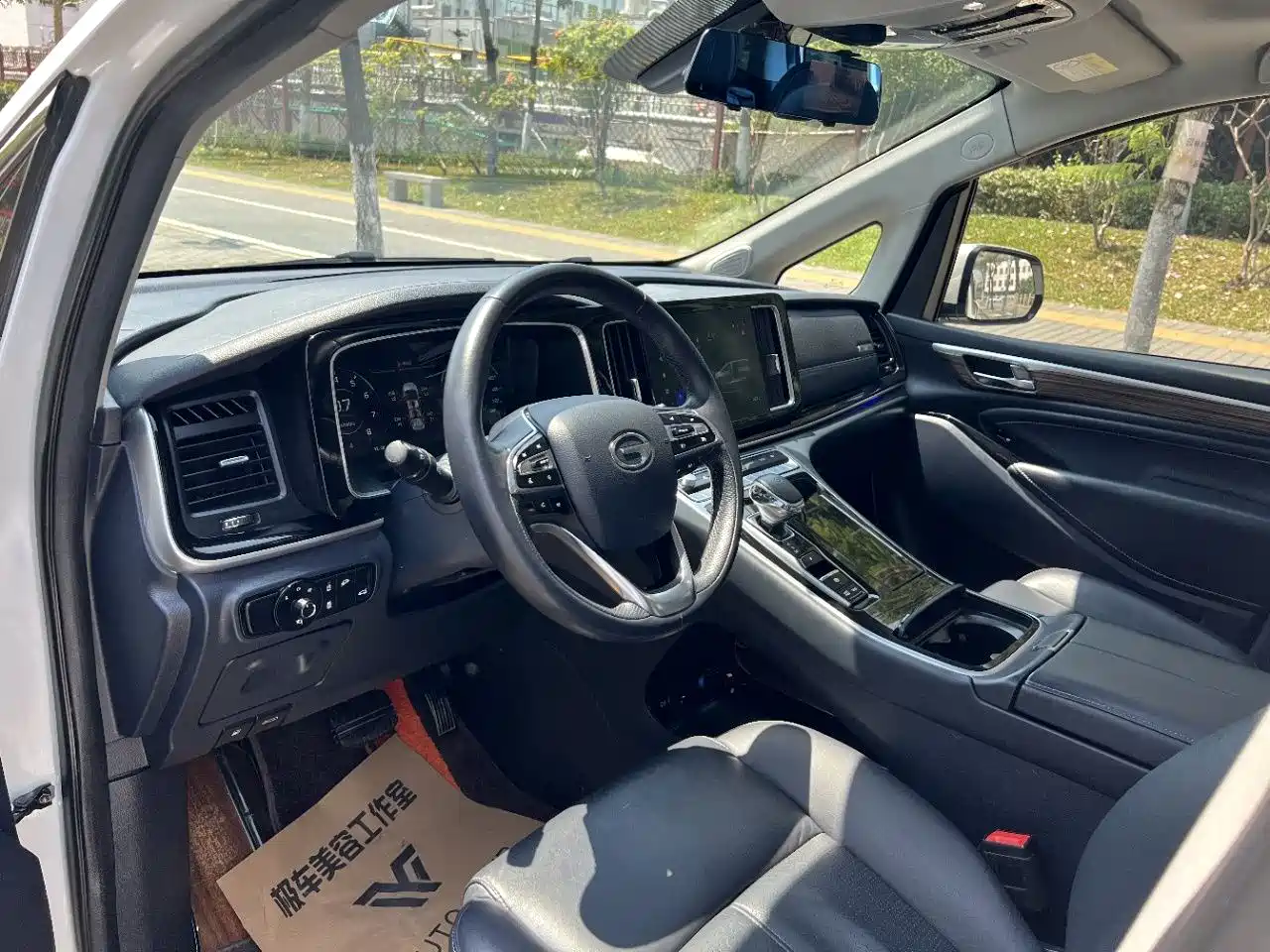 GAC Trumpchi Trumpchi M8 2021 Leading Show Series 390T Prestige Edition фото 7
