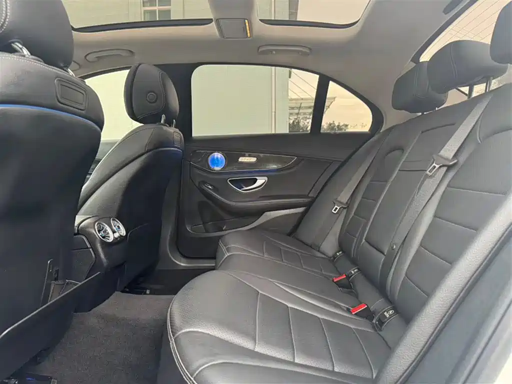 Mercedes-Benz C-Class 2018 C 200 L Sport Edition фото 11