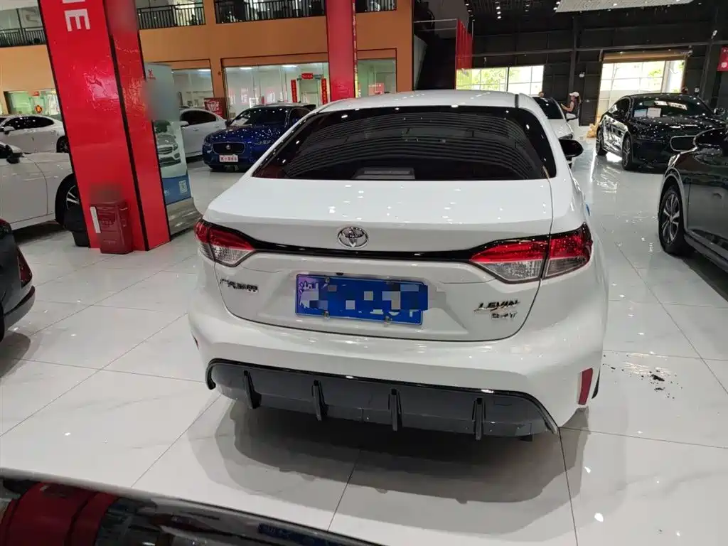 Toyota Levin 2023 185T CVT Sport фото 9
