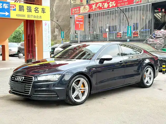 AUDI A7