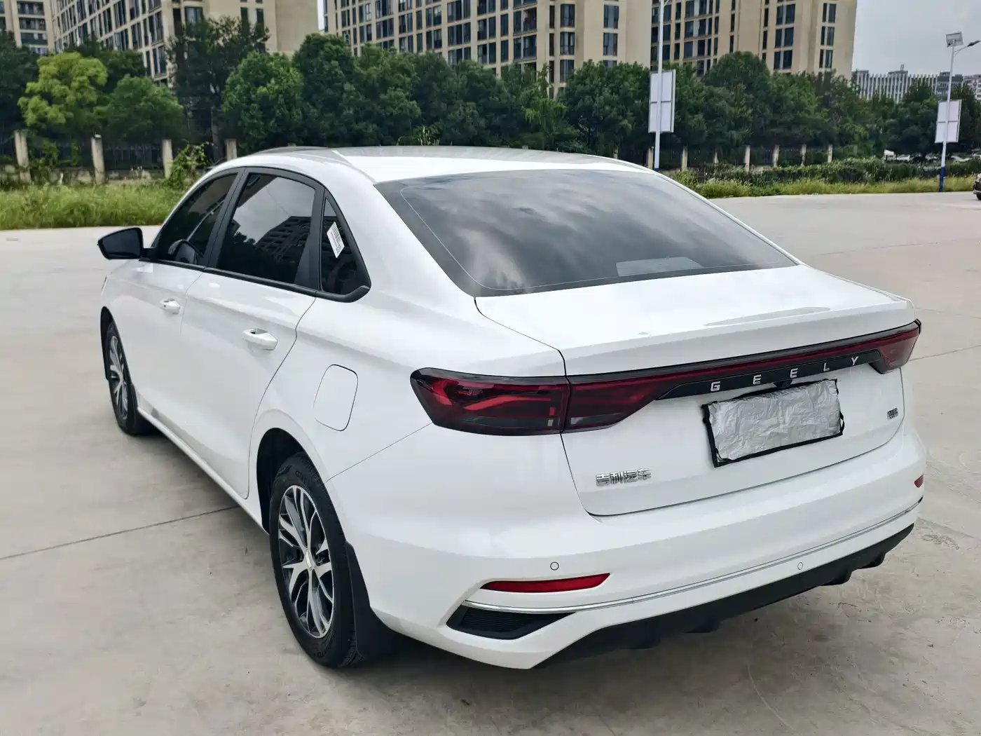 Geely Emgrand 2026 2025 4th Generation 1.5L CVT Starlight Edition