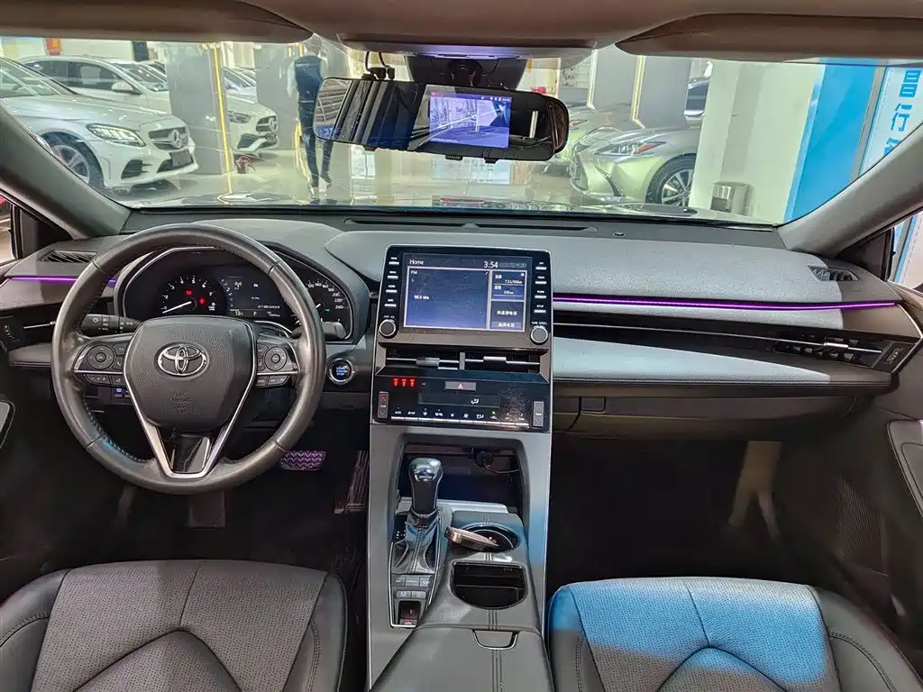 Toyota Avalon 2021 2.5L Luxury Edition фото 10