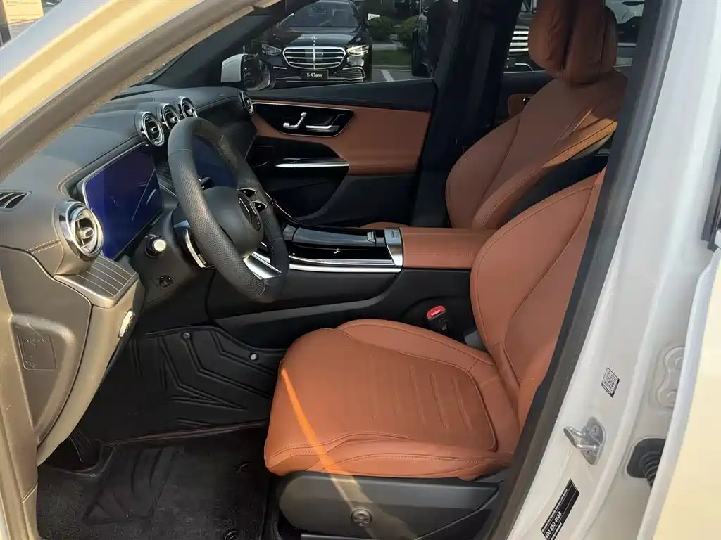 Mercedes-Benz GLC 2024 GLC 300 L 4MATIC Dynamic 5-seater фото 13