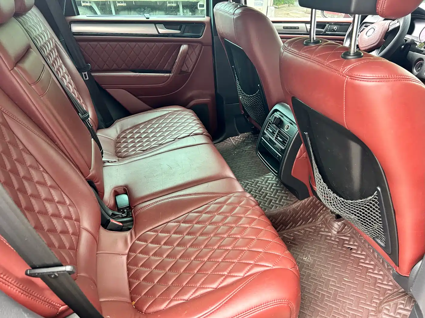 Volkswagen Touareg 2012 R-Line Luxury фото 13